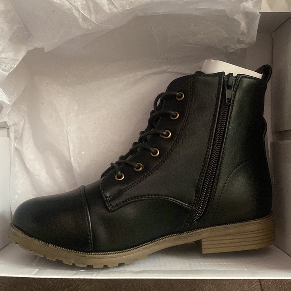 Back to school boots - Picture 4 of 9